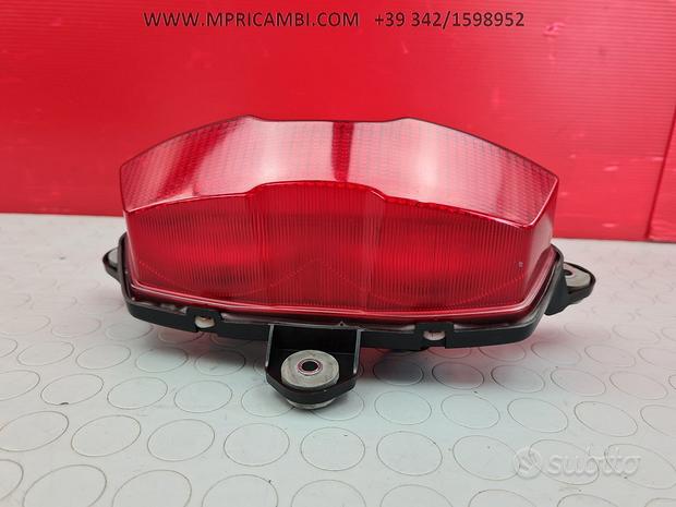 Subito FARO POSTERIORE KAWASAKI NINJA 600 1997 1996 ZX 6R