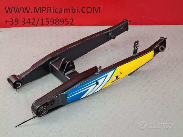 Subito FORCELLONE POSTERIORE DERBI SENDA 125 2004 2005 R