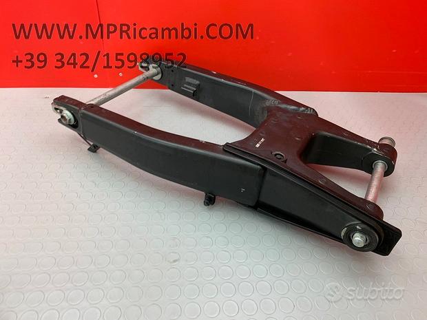 Subito FORCELLONE POSTERIORE HONDA HORNET 600 2008 2009