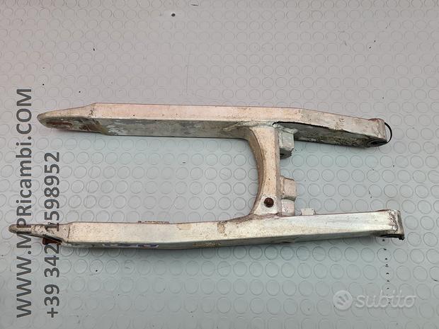 Subito FORCELLONE POSTERIORE HUSQVARNA CR 250 1986 1985 W