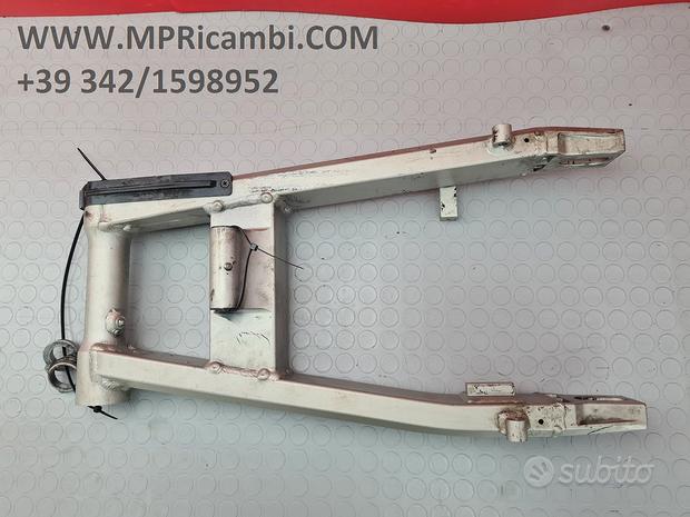 Subito FORCELLONE POSTERIORE KAWASAKI NINJA 900 2000 2001