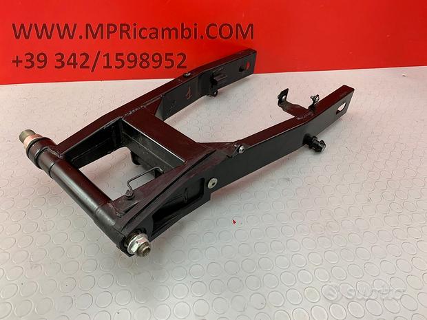 Subito FORCELLONE POSTERIORE KAWASAKI Z750 2007 2008 2009