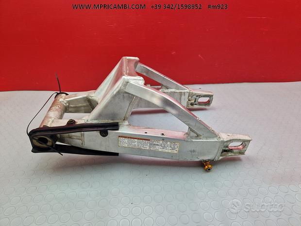 Subito FORCELLONE POSTERIORE SUZUKI GSXR 1000 2001 2002