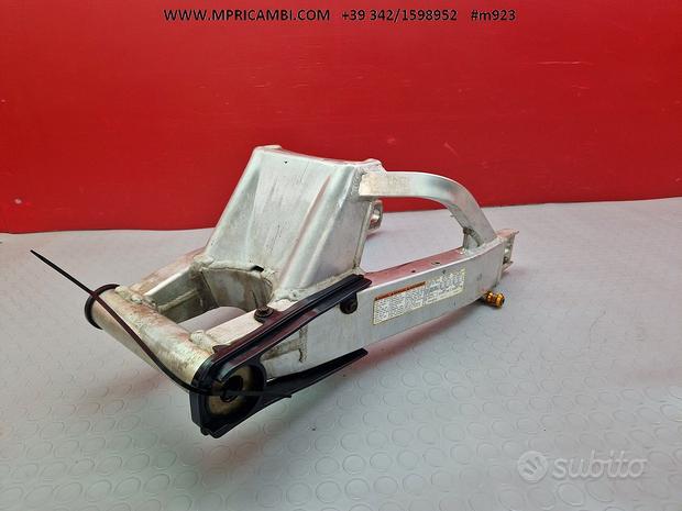 Subito FORCELLONE POSTERIORE SUZUKI GSXR 1000 2001 2002