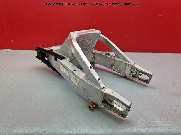 Subito FORCELLONE POSTERIORE SUZUKI GSXR 1000 2001 2002
