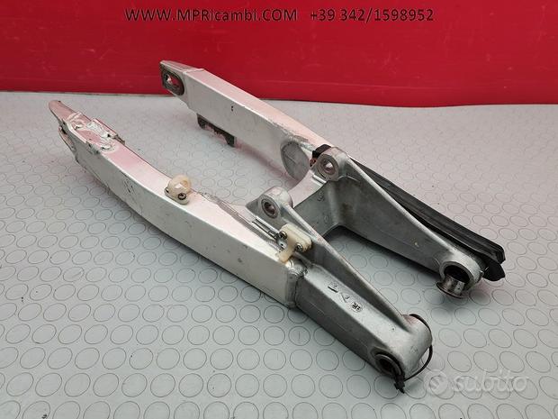 Subito FORCELLONE POSTERIORE SUZUKI RM 125 1994 1993 RM12