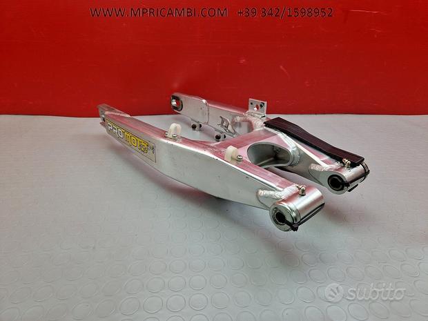 Subito FORCELLONE POSTERIORE YAMAHA TTR 600 1997 1998 TT