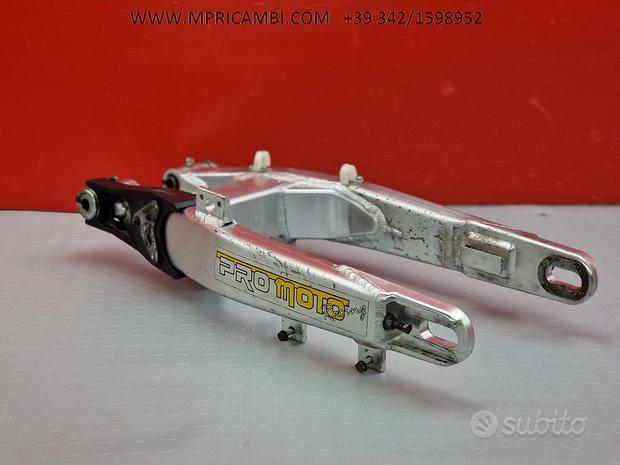 Subito FORCELLONE POSTERIORE YAMAHA TTR 600 1997 1998 TT