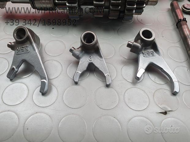 Subito FORCHETTE FORCELLE DERBI GPR 125 2007 2006 GPR125