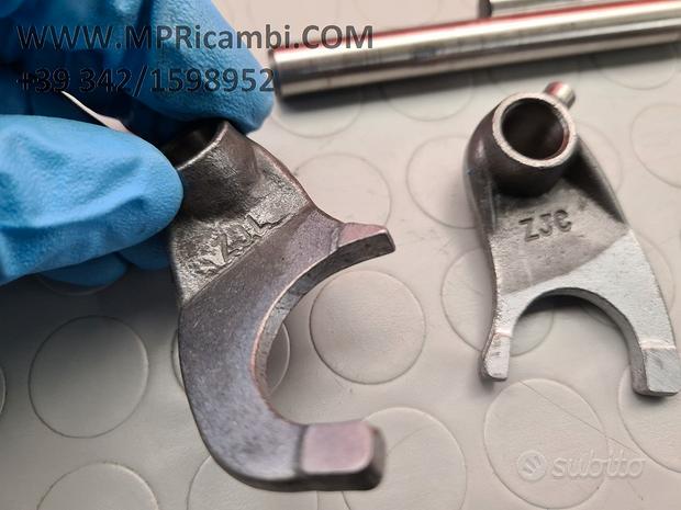 Subito FORCHETTE FORCELLE DERBI SENDA 125 2004 2005 R 200