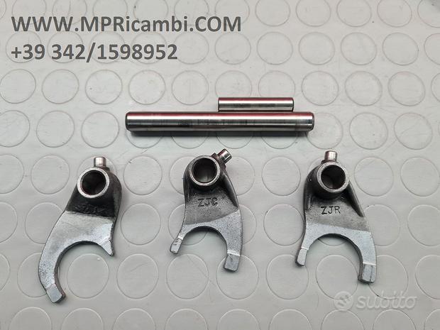 Subito FORCHETTE FORCELLE DERBI SENDA 125 2004 2005 R 200