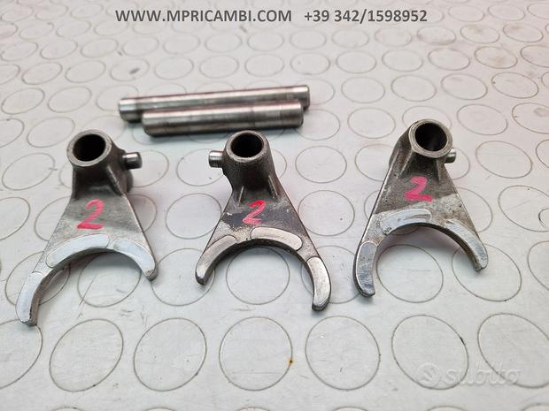 Subito FORCHETTE FORCELLE KTM MX 250 1990 1991 GS 250 199