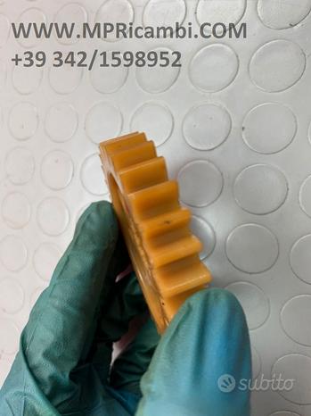 Subito INGRANAGGIO PLASTICA APRILIA RS 125 2003 2004 2002