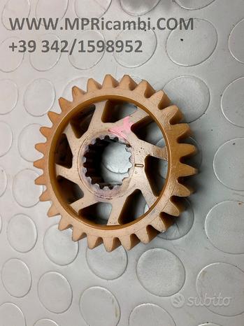 Subito INGRANAGGIO PLASTICA APRILIA RS 125 2003 2004 2002