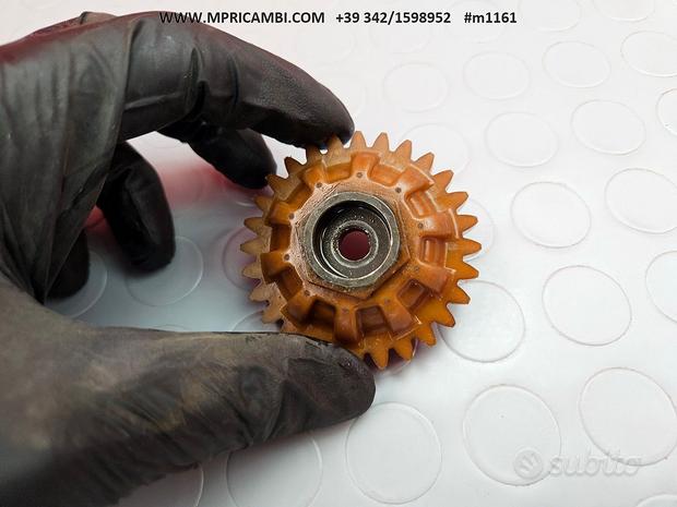 Subito INGRANAGGIO POMPA APRILIA SHIVER 750 2007 2008 SL