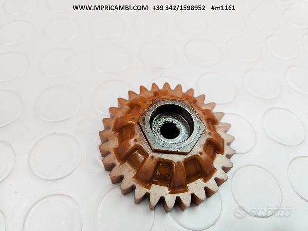 Subito INGRANAGGIO POMPA APRILIA SHIVER 750 2007 2008 SL