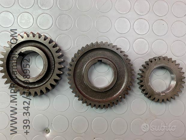 Subito INGRANAGGIO PRIMARIO APRILIA RSV 1000 2004 2005 RS