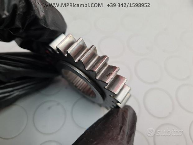 Subito INGRANAGGIO PRIMARIO HONDA CRF 450 2005 2006 CRE F