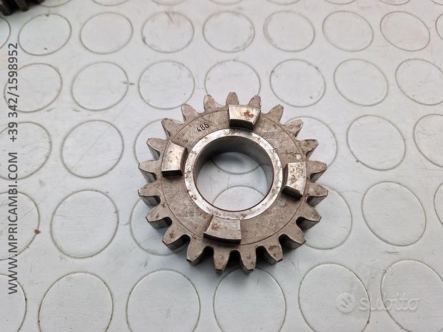 Subito INGRANAGGIO PRIMARIO KTM MX 250 1990 1991 GS 250 1