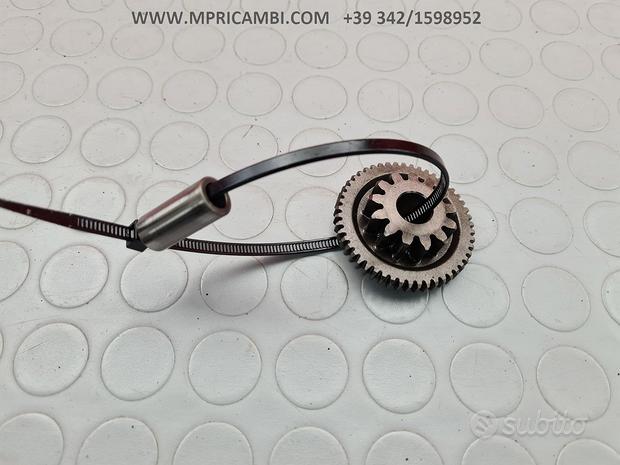 Subito INGRANAGGIO RINVIO KAWASAKI NINJA 636 2005 2006 60