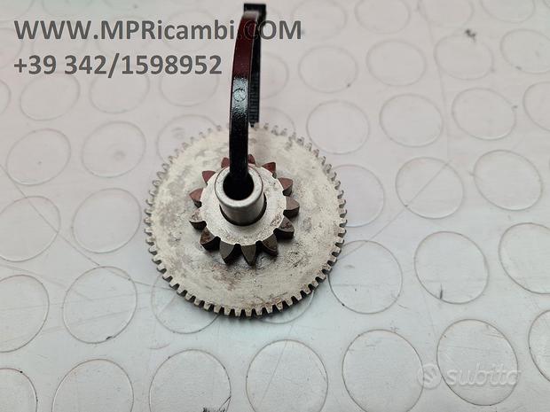 Subito INGRANAGGIO RINVIO KAWASAKI NINJA 900 2000 2001 ZX