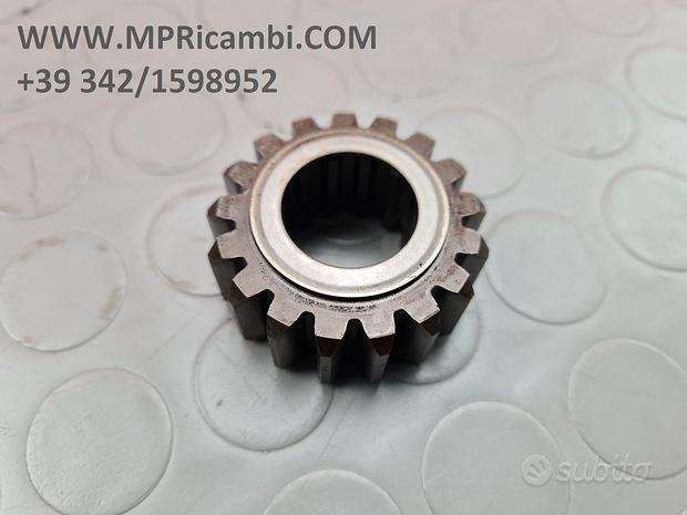 Subito INGRANAGGIO Z17 KAWASAKI NINJA 900 2000 2001 ZX 9R