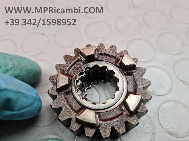 Subito INGRANAGGIO Z21 KAWASAKI NINJA 900 2000 2001 ZX 9R