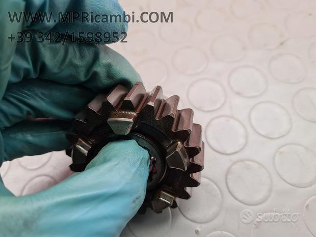 Subito INGRANAGGIO Z21 KAWASAKI NINJA 900 2000 2001 ZX 9R