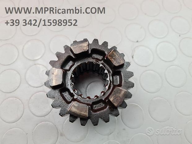 Subito INGRANAGGIO Z24 KAWASAKI NINJA 900 2000 2001 ZX 9R