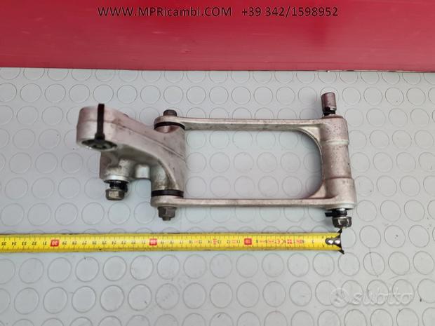 Subito LEVERAGGI FORCELLONE HONDA CBR 600 RR 2006 2005