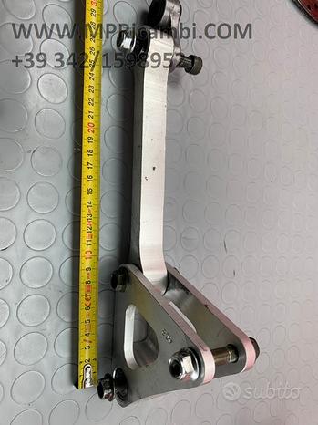 Subito LEVERAGGI FORCELLONE YAMAHA R1 2007 2008 YZF