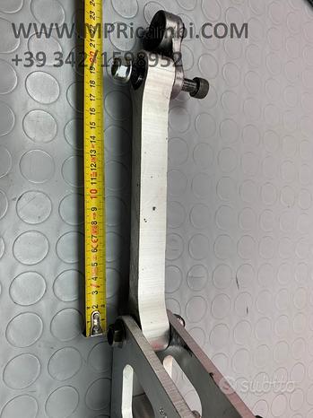 Subito LEVERAGGI FORCELLONE YAMAHA R1 2007 2008 YZF