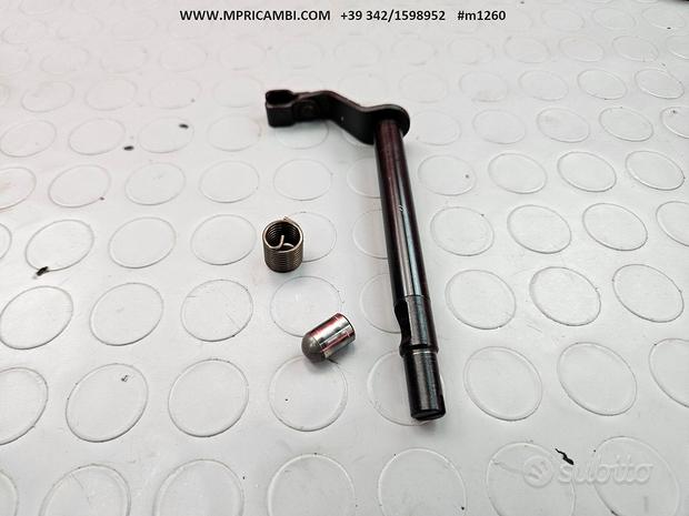 Subito LEVETTA STACCA HONDA CBR 500 R 2017 2018 CBR500