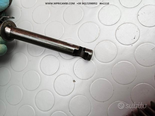 Subito LEVETTA STACCA HONDA HORNET 900 2002 2003 CB 2004