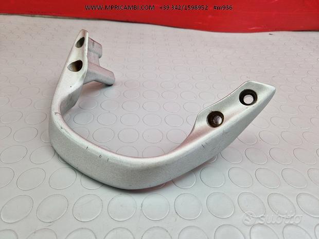 Subito MANIGLIA POSTERIORE HONDA HORNET 600 2003 2004