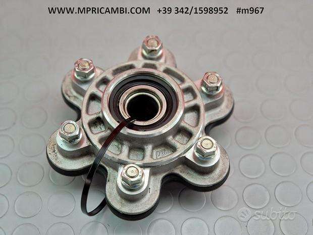 Subito MOZZO POSTERIORE DUCATI MONSTER 2008 2009 696 2010
