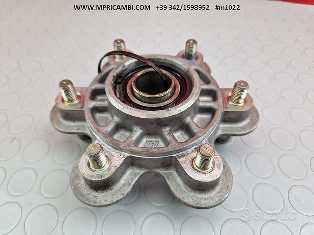 Subito MOZZO POSTERIORE DUCATI MONSTER 900 1999 2002 IE 2