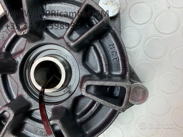 Subito MOZZO POSTERIORE HONDA CBR 1000 RR 2004 2005