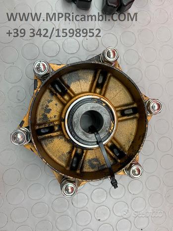 Subito MOZZO POSTERIORE HONDA CBR 600 RR 2005 2006 600RR