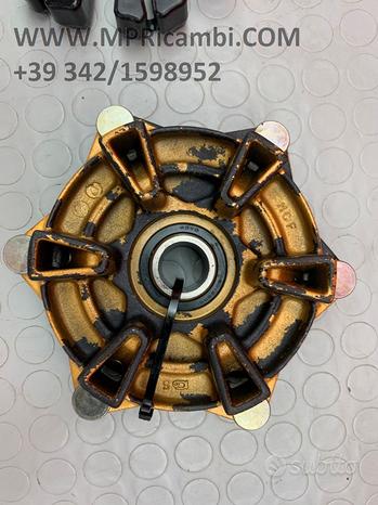 Subito MOZZO POSTERIORE HONDA CBR 600 RR 2005 2006 600RR