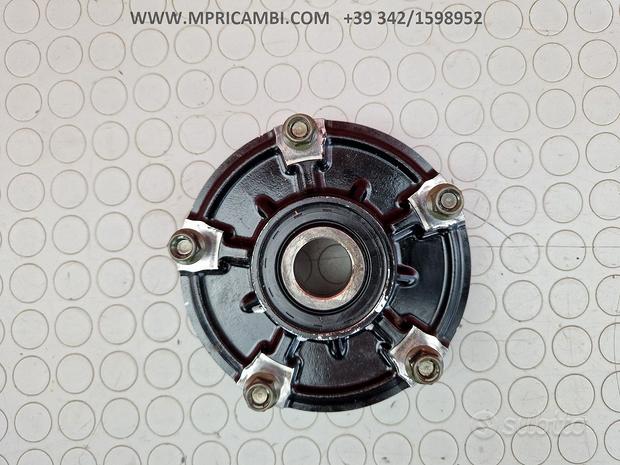 Subito MOZZO POSTERIORE YAMAHA R6 1999 2002 YZF 2000 2001