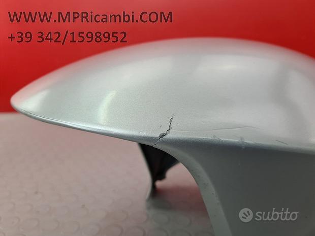 Subito PARAFANGO ANTERIORE HONDA CBR 929 2000 2001 900