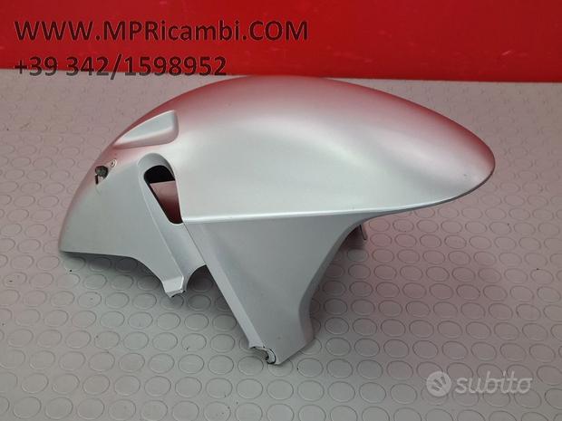 Subito PARAFANGO ANTERIORE HONDA CBR 929 2000 2001 900