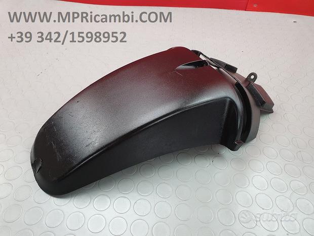 Subito PARAFANGO POSTERIORE DERBI GPR 125 2007 2006 GPR12