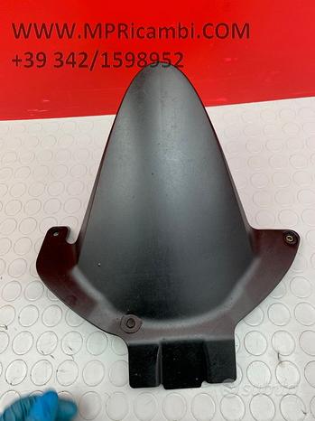 Subito PARAFANGO POSTERIORE HONDA CBR 600 RR 2005 2006 60
