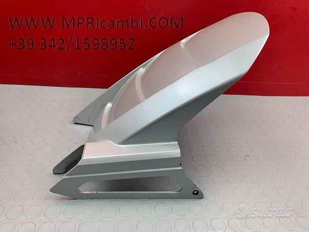 Subito PARAFANGO POSTERIORE KAWASAKI Z750 2004 2005 2006