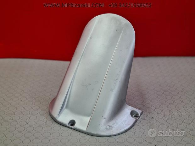 Subito PARAFANGO POSTERIORE YAMAHA R1 2001 2000 YZF 1999