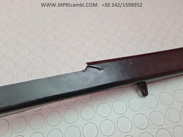 Subito PARASCHIZZI CATENA YAMAHA R1 2001 2000 YZF 1999 19