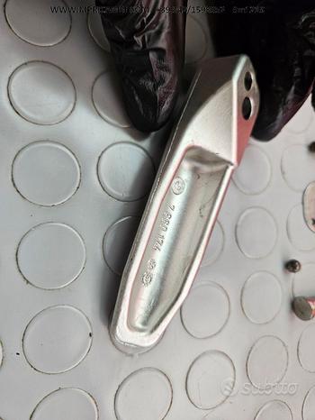 Subito PEDANA PASSEGGERO BMW F800R 2009 2014 F800 2010 20