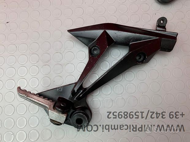 Subito PEDANA PASSEGGERO KAWASAKI Z750 2007 2008 2009
